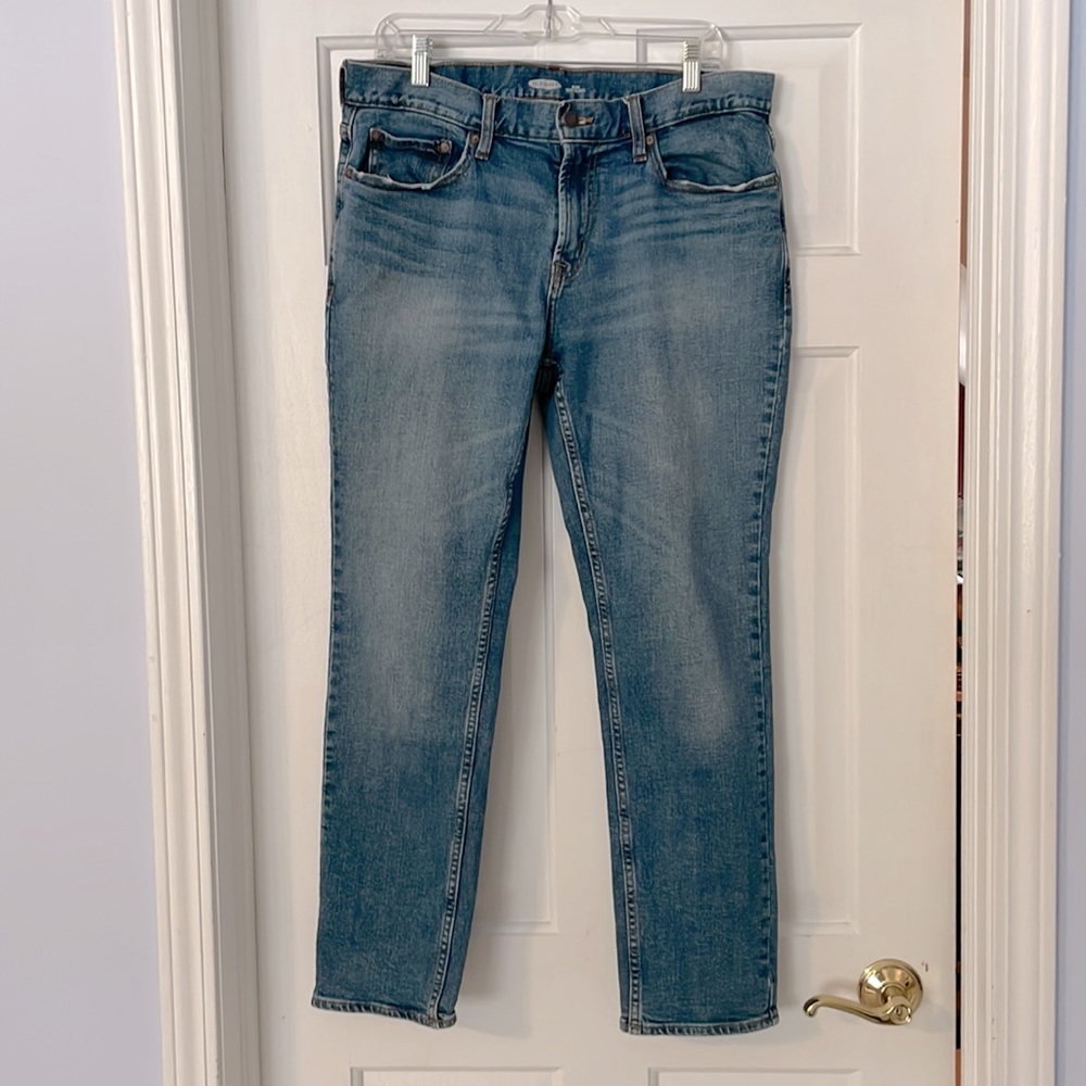 NWOT. Old Navy Slim Stretch Jeans 33x30